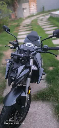 Moto GSX-8S 2026 / 922 KM 50.000