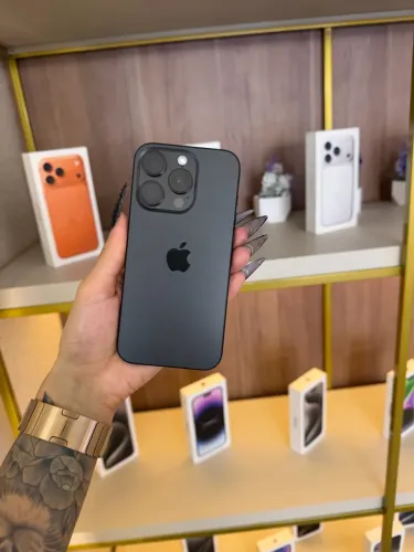 iPhone 15 Pro Titânio Preto 