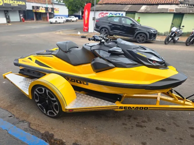 Jet-sky 300 2022
