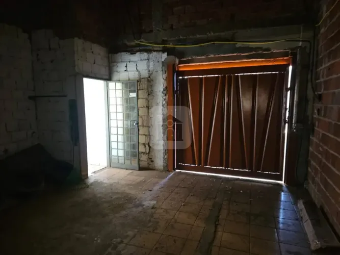 Barracão Comercial E Apartamento E Residencial Para Locação e Venda Bairro Martins