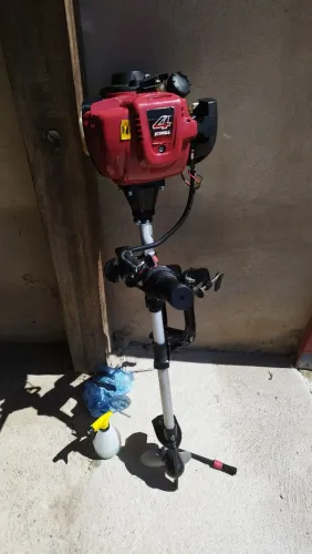 Motor para caiaque , botes ou barcos.