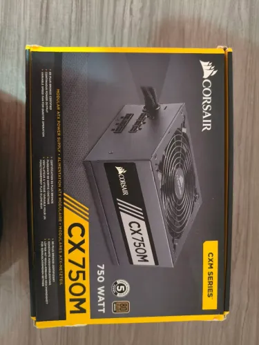 Fonte Corsair 750w