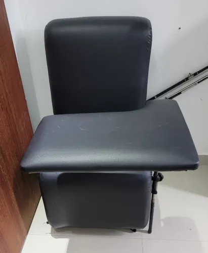 Vendo cadeira cirandinha de manicure