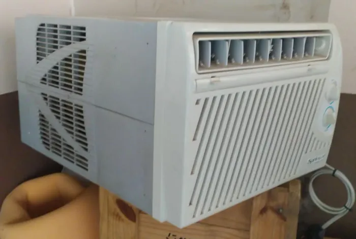 Ar condicionado de janela 7.500btus