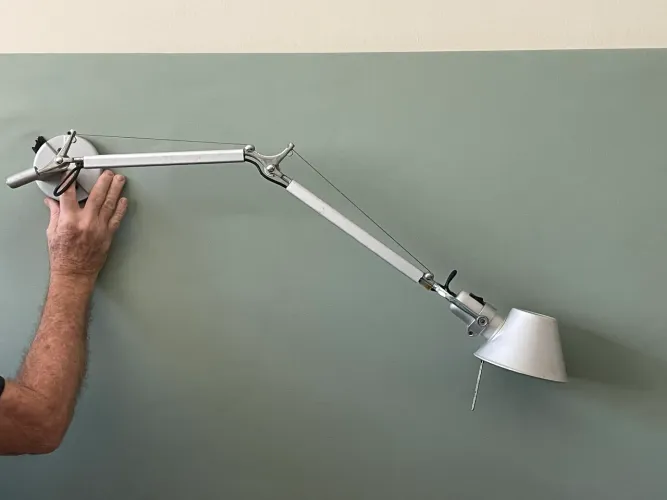 Luminária Articulada para leitura ou trabalho