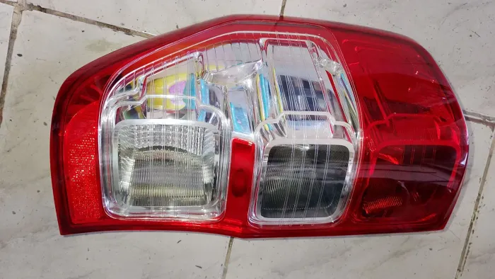 Vendo esta lanterna original da ranger lado do motorista