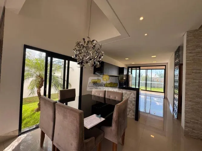 Casa com 3 Suítes à venda, 146 m² por R$ 1.950.000