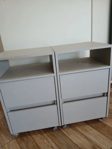 Mesa de cabeceira PAR