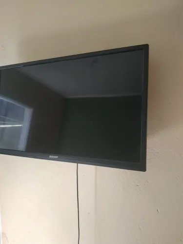 Tv para retirar peças