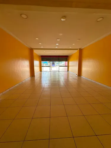 ALUGO- PONTO COMERCIAL NO ANIL