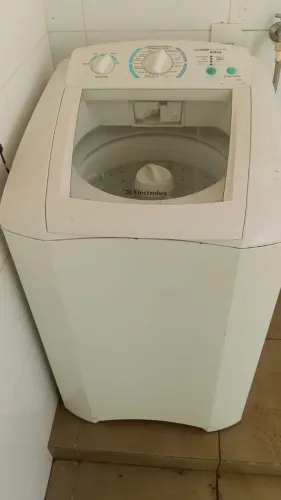 LAVADORA DE ROUPAS EM EXCELENTE ESTADO DE CONSERVAÇAO