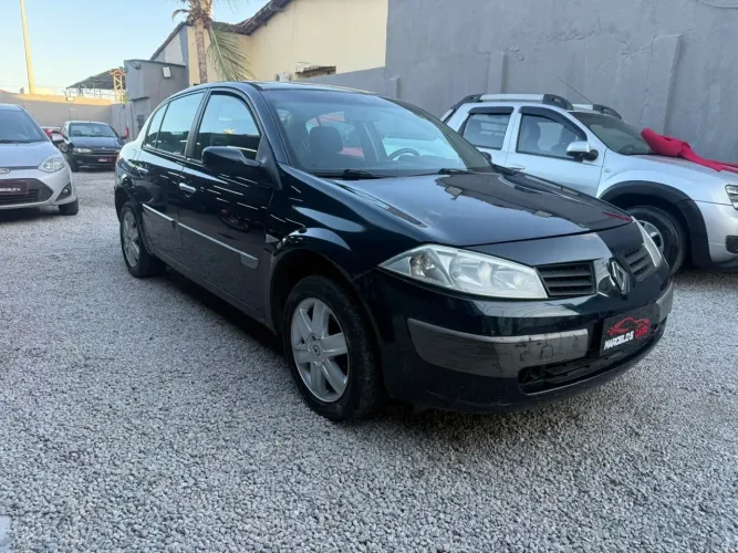 Renault Megane Sedan Dynamique Hi-flex 1.6 16V 2007