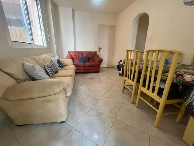Apartamento em Pitangueiras com Vista para o Mar 2 Dormitórios e a 30 m da Praia