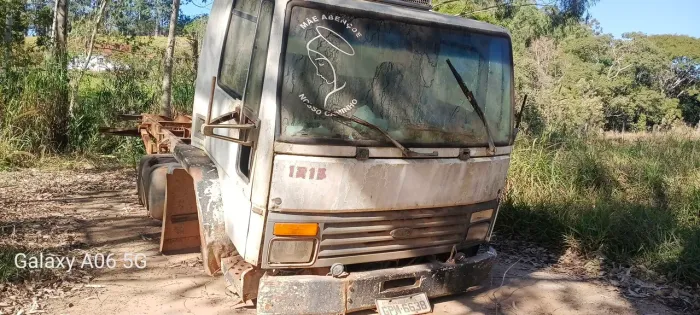 Vendo cabine e chassi documentado do ford cargo