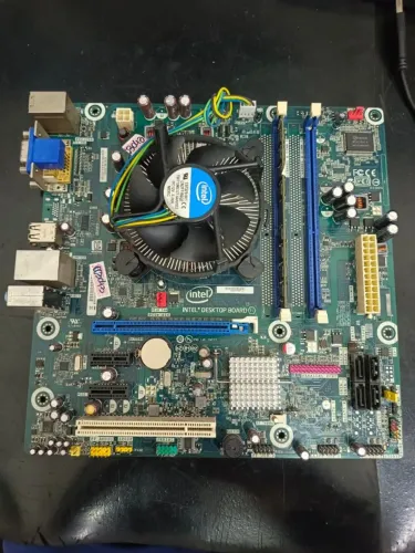 kit Intel Placa Mae + Processador i3-550 + 4G
