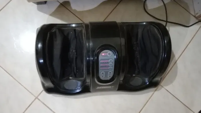 Massageador Para Os Pés Foot Relax Shiatsu Supermedy Cor Preto