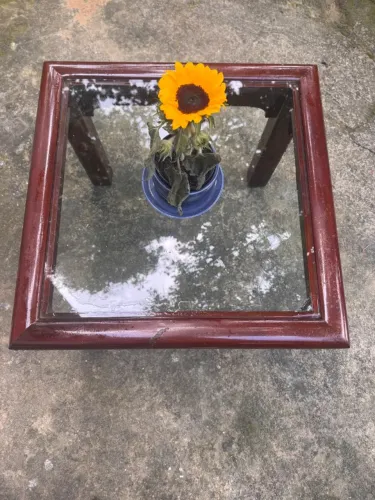 Mesa de centro quadrada