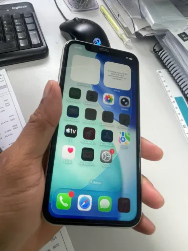 iPhone 11 - 64G
