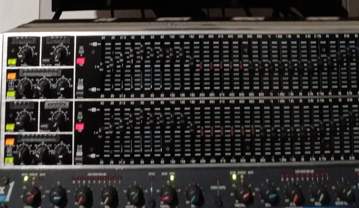 Equalizador Behringer