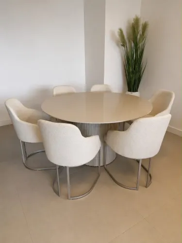 Mesa de Jantar Redonda com 6 Cadeiras em Bouclé