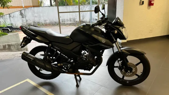 MOTO YAMAHA FAZER 150