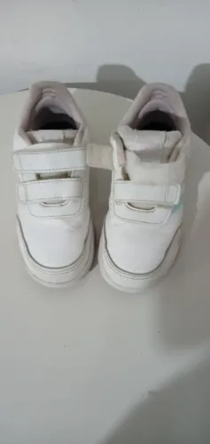 Tênis Adidas ( modelo: Tensaur Sport CF - infantil) Tam.25. Usado.( made in Indonésia).
