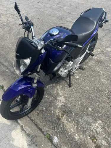 Honda CB 300R 2011 - Azul<br>