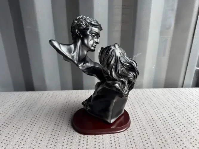 Escultura "Desejo" vintage de Austin, 1997, de S. Romo, prata