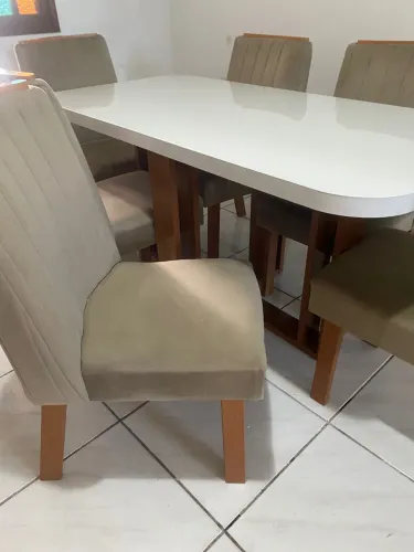 Mesa 6 cadeiras - seminova
