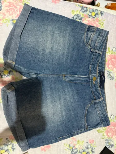 Bermuda jeans feminina