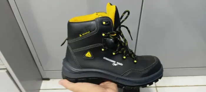 Bota de segurança