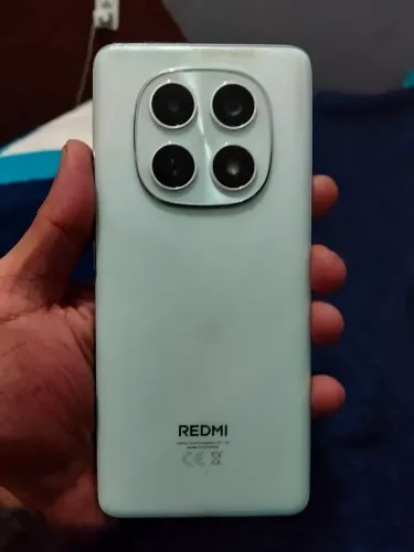 Vendo um celular xaomi note 15