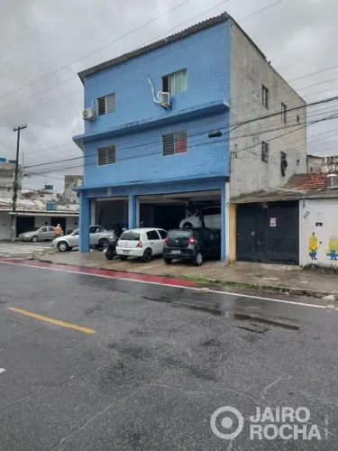 PRÉDIO COMERCIAL RUA DO POMBAL - SANTO AMARO