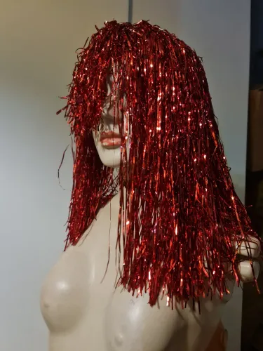 Peruca de brilho para festa 