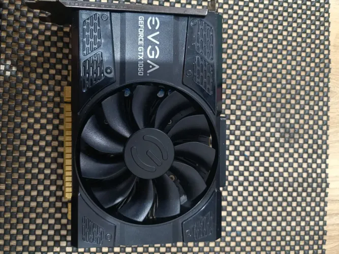 GTX 1050 2GB EVGA
