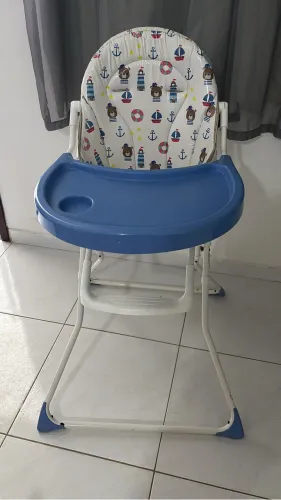 Cadeira de alimentação 