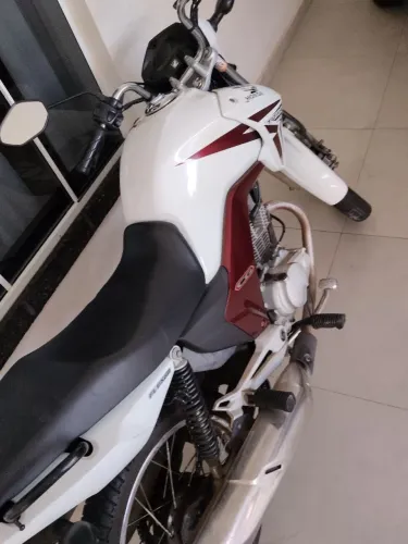 Vende se Titan 150