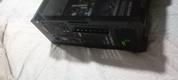 Gabinete Gamer Hammer