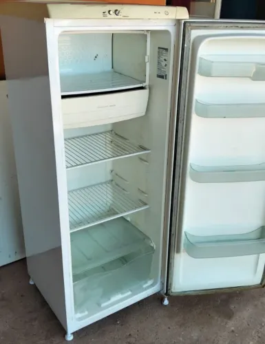 Geladeira deixe seu contato 