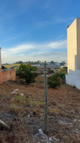 Lote de 300m² no Bairro Vergani