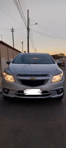 Chevrolet Onix Hatch LS 1.0 8V Flex Power Mec. 4P 2015