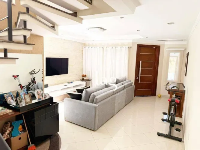 Casa com 3 dormitórios à venda, 190 m² por R$ 780.000,00 - Vila Haro - Sorocaba/SP