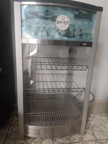 Vendo uma estufa 220w