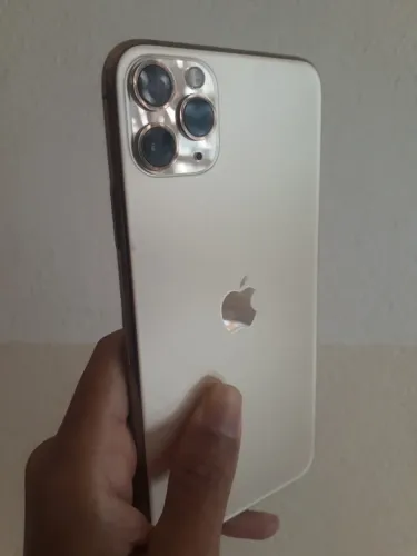 iPhone 11 Pro Max 100% Original Dourado Oportunidade Nunca aberto é Novinho.