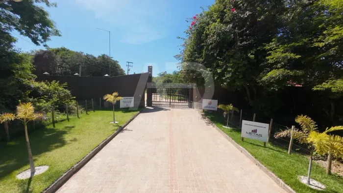 Imóvel para venda tem 5000 metros quadrados em Lagoa do Uruau - Beberibe - CE