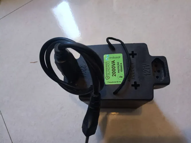 Transformador bivolt 110/220 2000Va