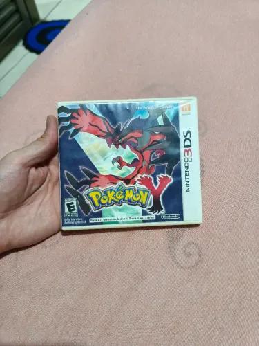 Capa Pokémon Y