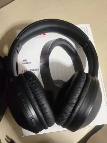 Vende-se fone novo