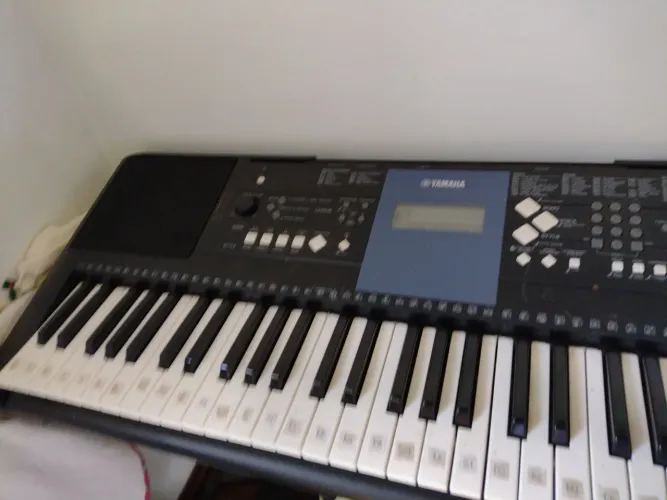 Teclado yamara