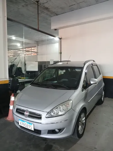 Fiat Idea Essence 1.6 Flex 16V 5P 2014